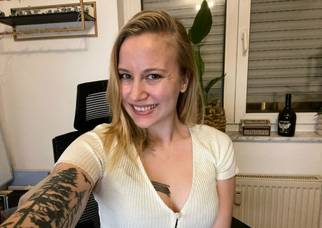 ヌード無料OnlyFans 美しいポルノ 画像