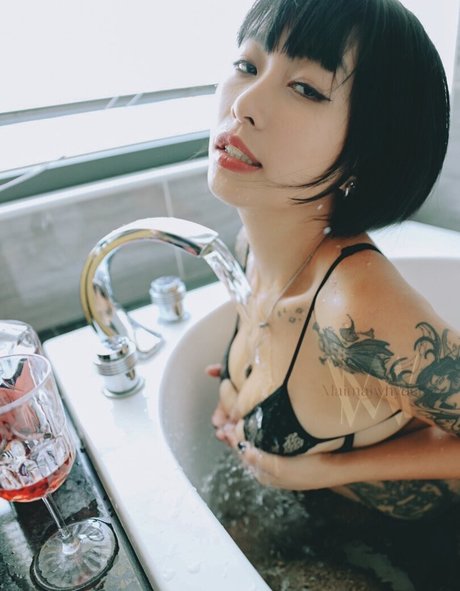 アジアンフィットネス OnlyFans セクシーヌード 写真