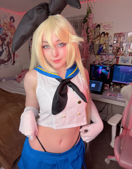 アーミーガールズオンリーファン 美しいヌード 画像