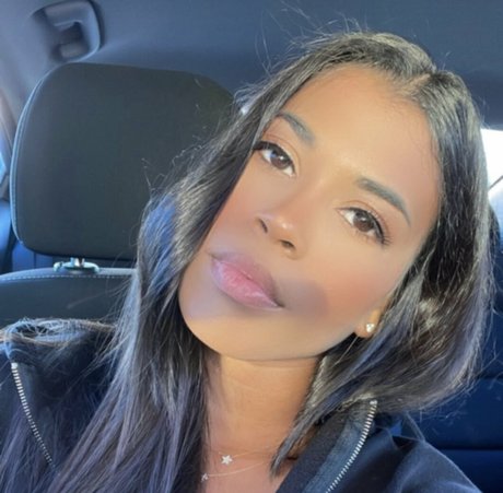 Taylor Haller セックスモデル 写真