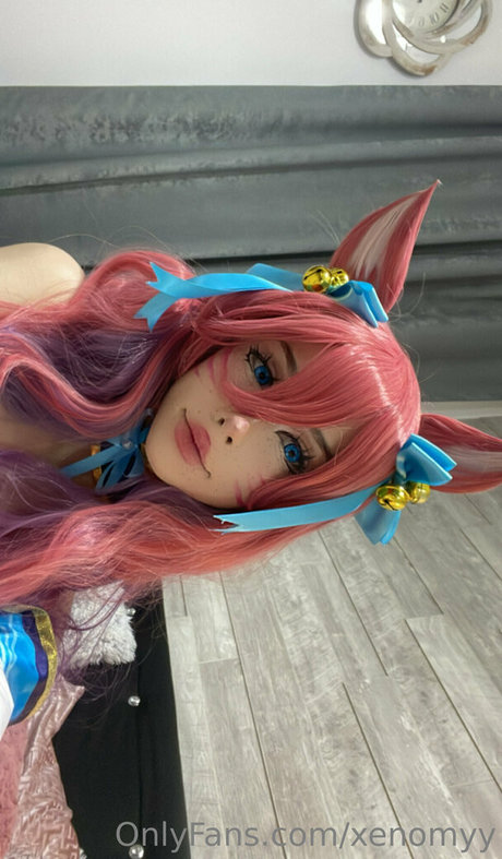 Xenomyy エロティックなスター ギャラリー