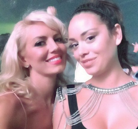 大学のOnlyFans 無料裸 写真