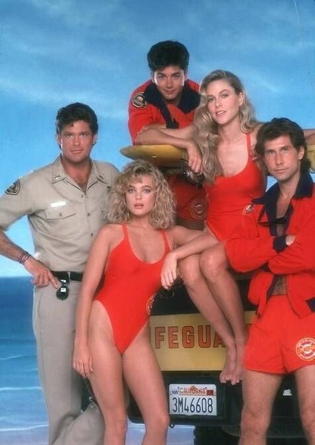 Erika Eleniak xxxポルノスター アーカイブ