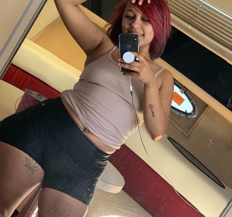 Lexus Monet 素敵なモデル ギャラリー