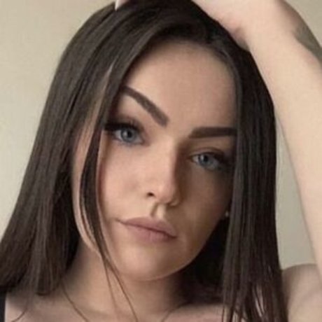 Lorina 高品質女優 画像