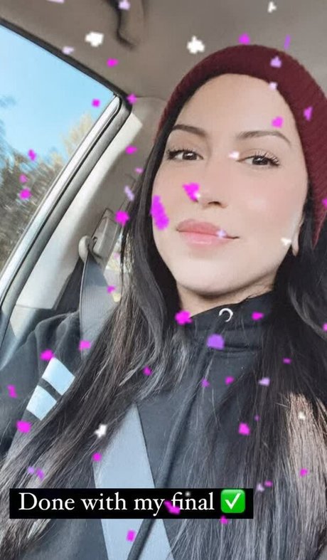 meghanelle モデル 写真