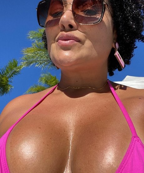 Sandra Sissi エロティック女優 写真