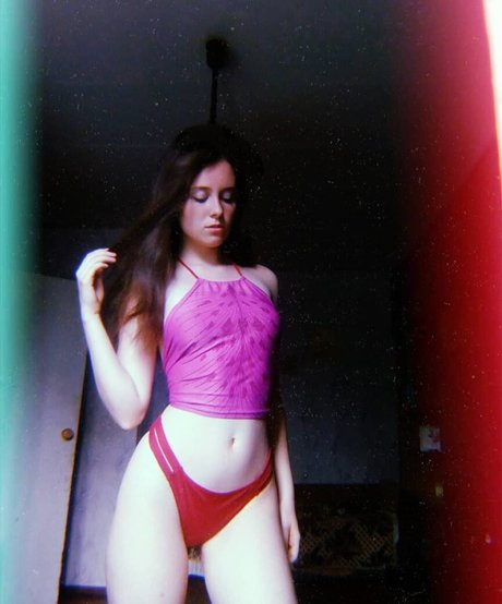 ランジェリーベイビーOnlyFans ポルノグラフィック 画像