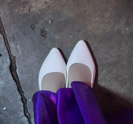 feetbeth 裸モデル 写真