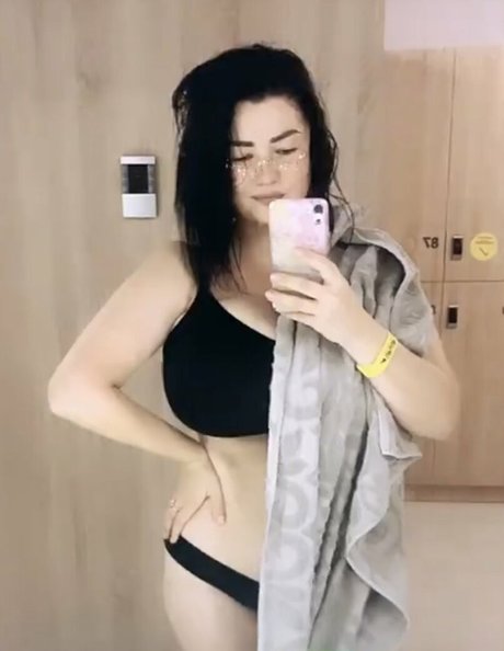 小さいチンポOnlyFans 無料ヌード アーカイブ