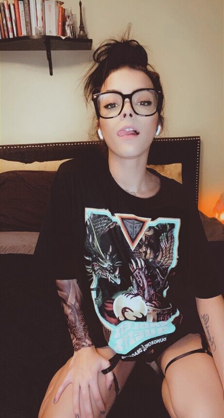 leeafs69xO ポルノスター ギャラリー