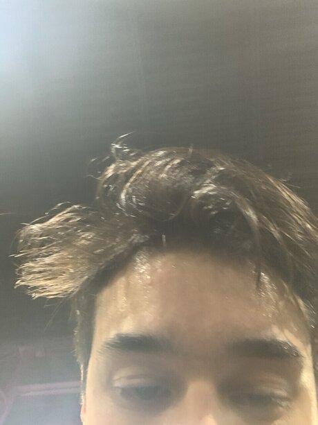 Adrian Yarrito トップスター 画像