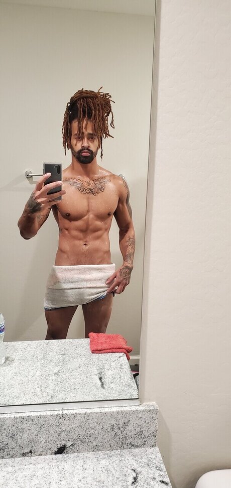 maxjulian エロティックなスター 写真