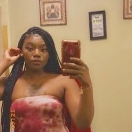 Shania Giselle_ アダルトスター ギャラリー