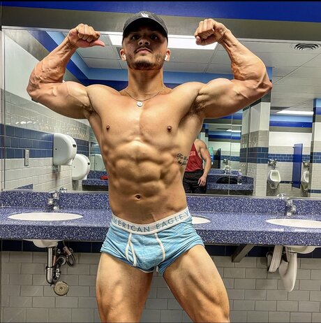 matthew セックスモデル 画像