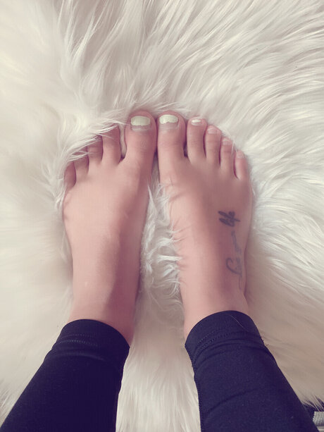 Footish トップモデル 写真