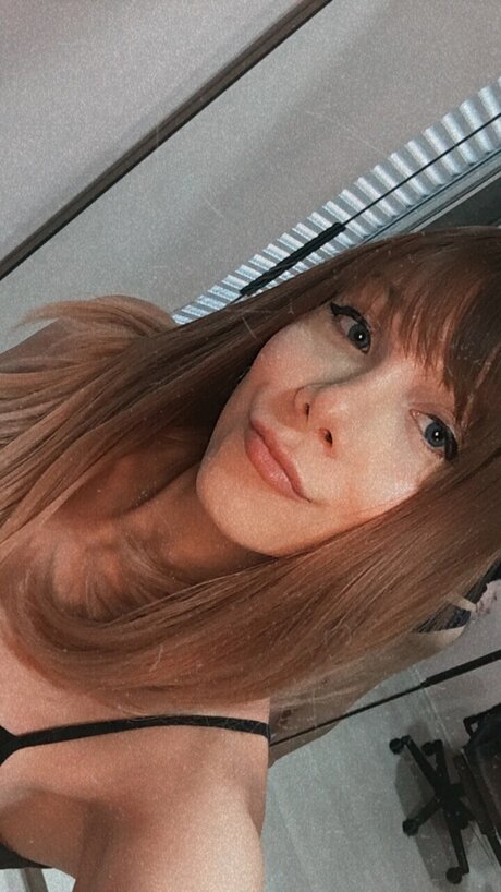 Flavia Cherry 可愛い女優 写真