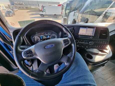 JOHNNY ポルノスター 独占 写真