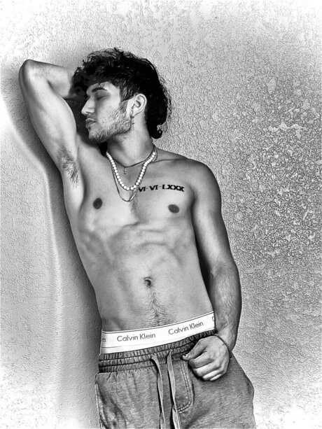 Damien Angel 完璧な女優 画像