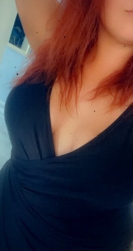 Tinee__ 裸のモデル 写真