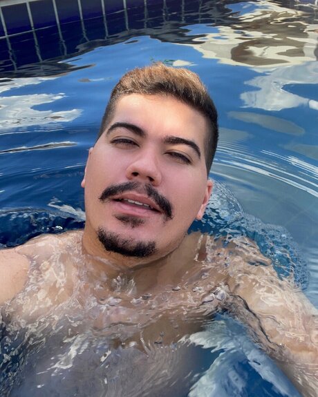 Eduh Petrucci 限定モデル 写真