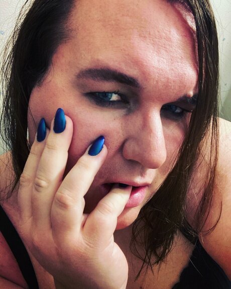 Caitlyn ホットなモデル 画像