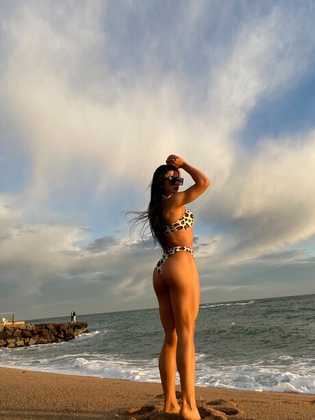 Dilara Deniz 高品質スター ギャラリー