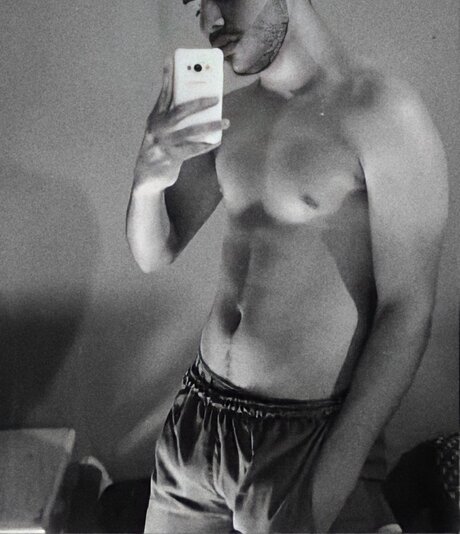 Jorge Love 無料モデル 画像