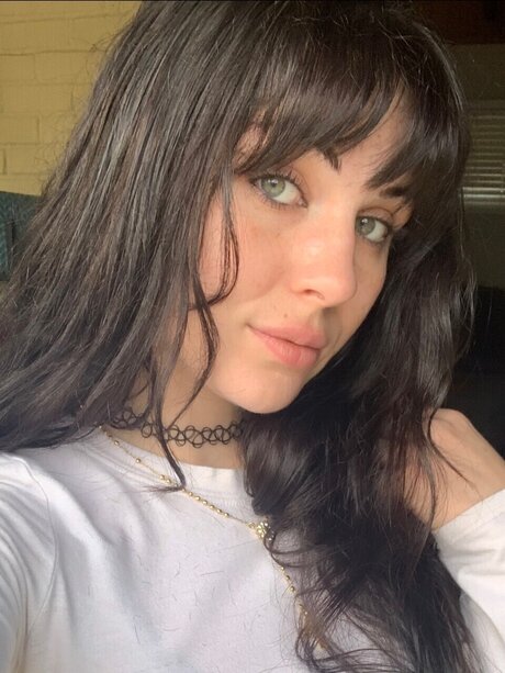 Ariella Coxx ポルノスター 画像