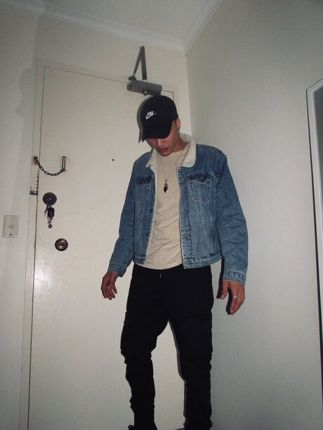 Leopoldo222 裸のポルノスター 写真