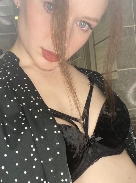 KittyOlga ポルノスター パーフェクト 画像