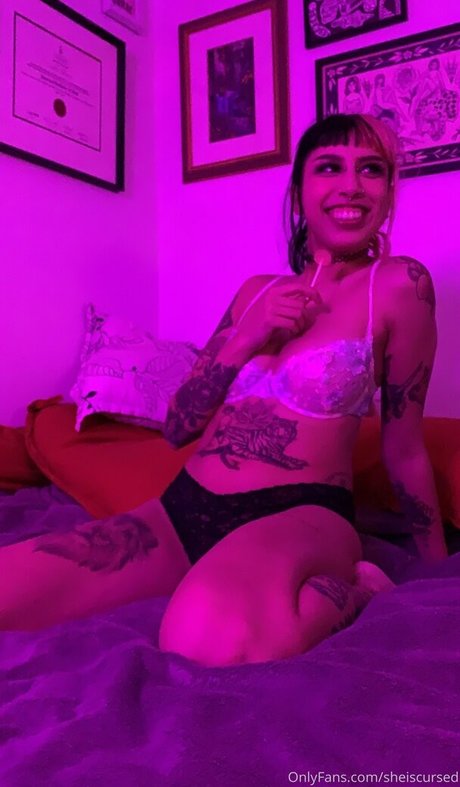 小さいチンポOnlyFans ポルノ 写真