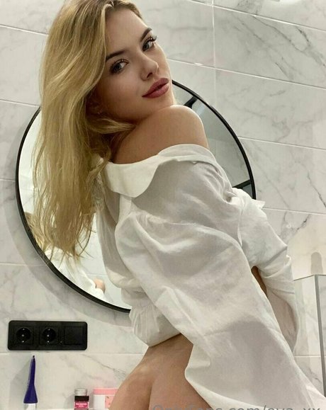 手袋onlyfans xxx ギャラリー