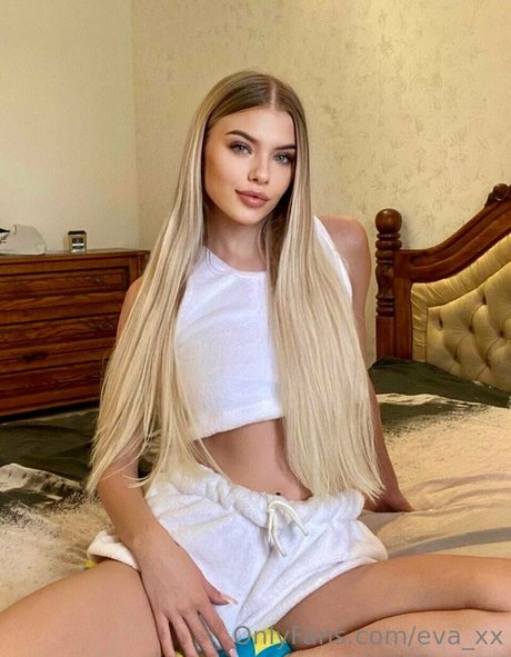 黒檀の白いチンポOnlyFans ホットポルノ 写真