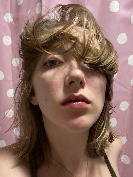 Carmex xxxスター 写真