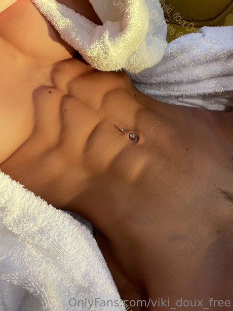 Viki Doux 最高のスター 写真