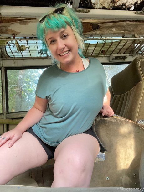 ニューハーフ巨乳OnlyFans 美しいヌード アーカイブ