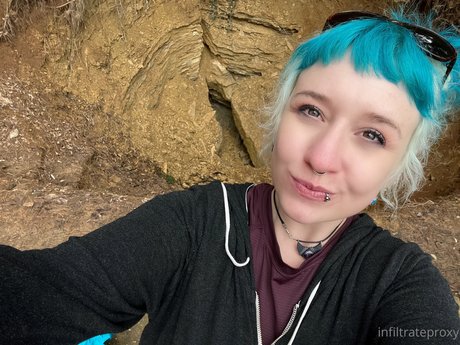 チンコを持つ女たち OnlyFans アートxxx 写真