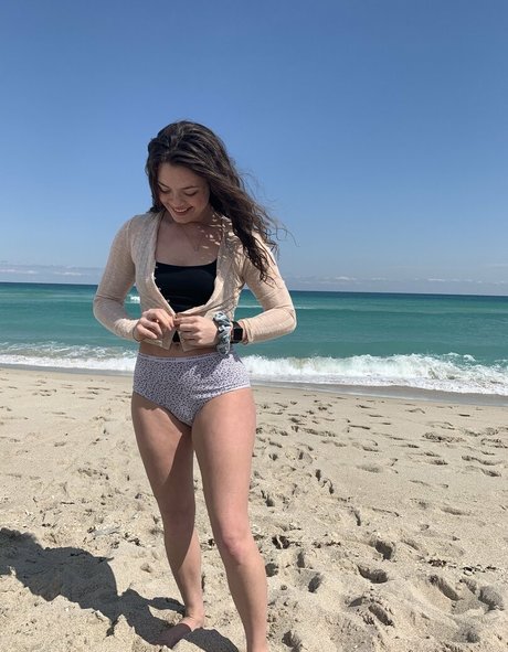 アマチュアのお尻OnlyFans アートヌード 画像