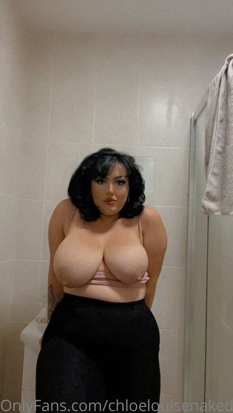 Chloe Louise ホットなスター 写真