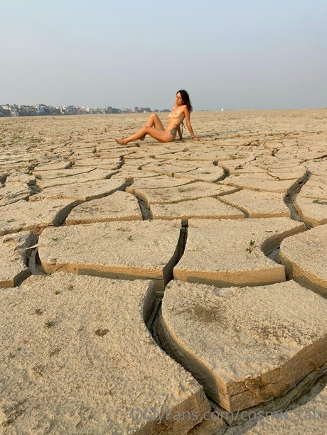 ブラック・ポーグ・オンリーファンズ 限定 写真