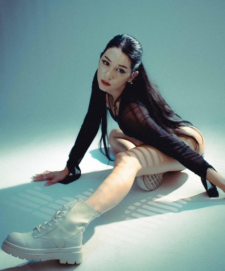 ライブストリーミングOnlyFans ヌード 画像