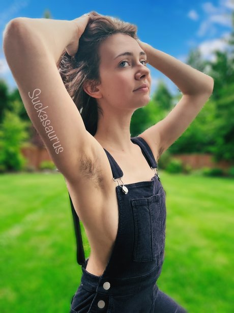 ブロンドオンリーファン ポルノ 写真