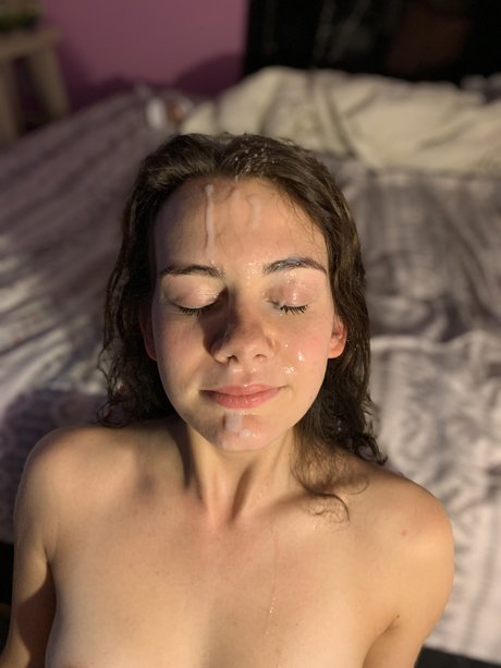 ティーンフィンガリングOnlyFans 美しい裸 写真