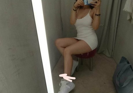 hollyloly セックスモデル 画像