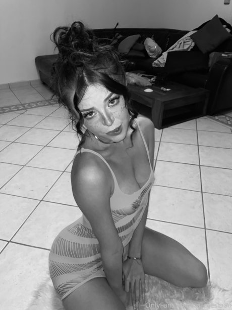 Call me slo ホットなモデル 写真