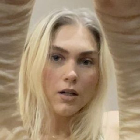 かわいい巨乳OnlyFans ポルノ 写真