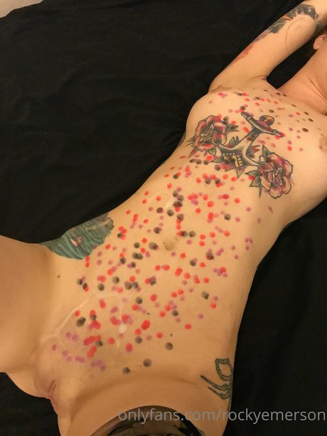 寝取られ異人種間OnlyFans 限定 写真