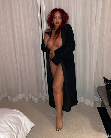 自然なお尻OnlyFans アートxxx アーカイブ