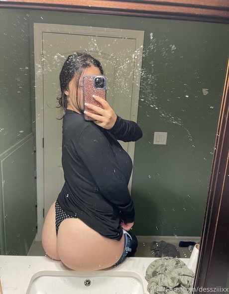 曲線美のアナルOnlyFans セクシー裸 画像